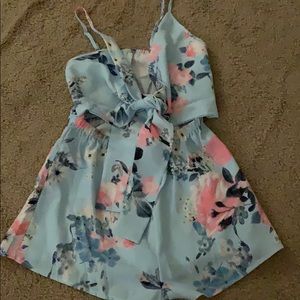shein blue floral romper $15